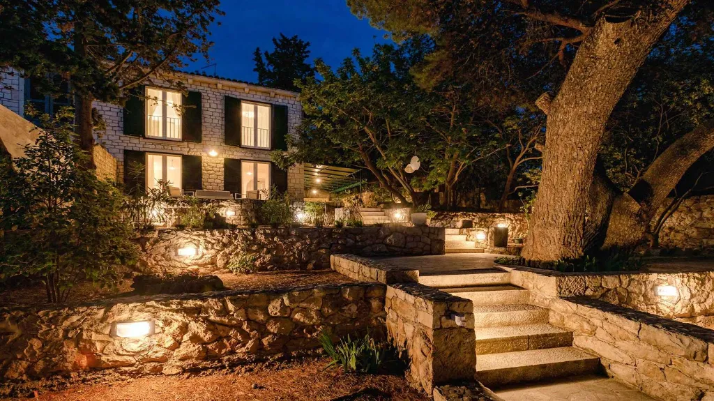 3-Bedroom Villa with Direct Beach Access in Hvar