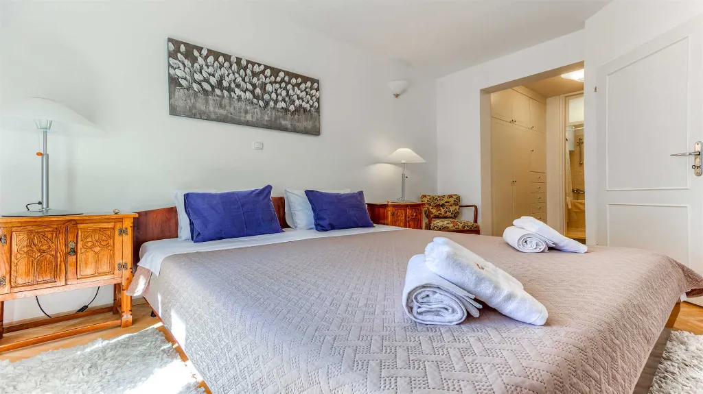 3-Bedroom Villa with Direct Beach Access in Hvar