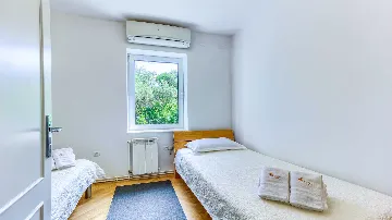 3-Bedroom Villa with Direct Beach Access in Hvar