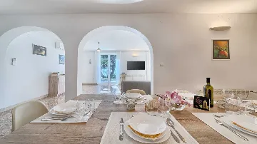 3-Bedroom Villa with Direct Beach Access in Hvar