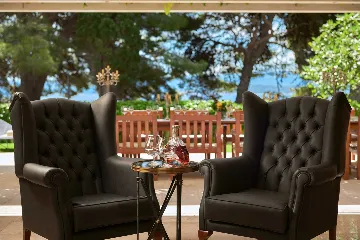 Villa in Bol for 16 Guests with Heated Pool