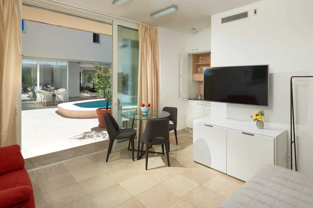 Villa in Bol for 16 Guests with Heated Pool