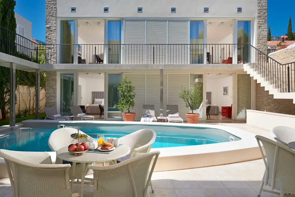 Villa in Bol for 16 Guests with Heated Pool