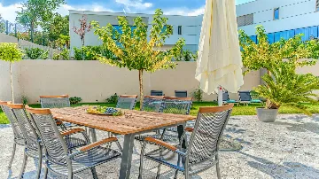 Villa in Zmijavci for up to 20 Guests