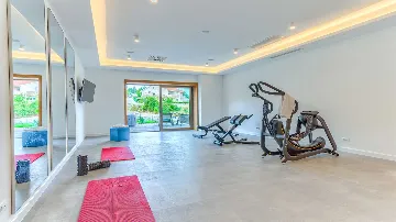 Villa in Zmijavci for up to 20 Guests