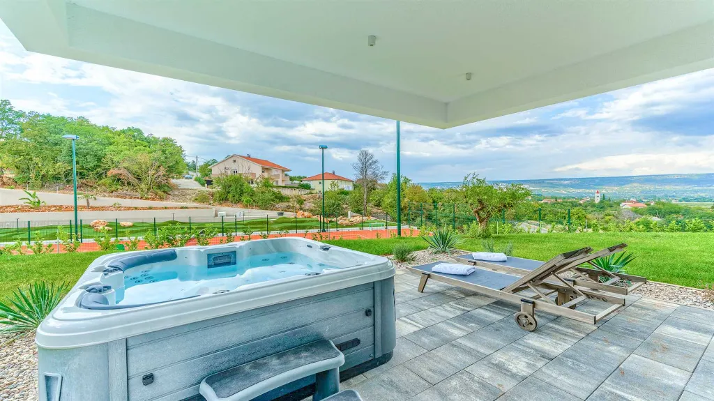 Villa in Zmijavci for up to 20 Guests