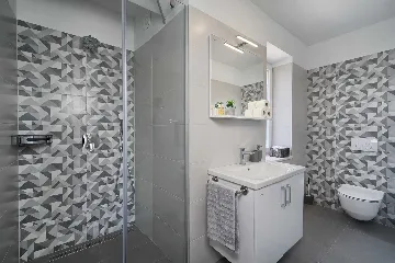 Vinišće Villa for 8 Guests with Heated Pool