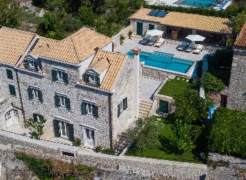 3-Bedroom Villa in Cavtat for 6 Guests