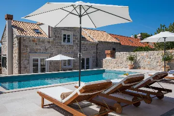 3-Bedroom Villa in Cavtat for 6 Guests