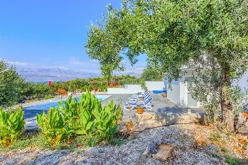 3-Bedroom Villa with Heated Pool in Supetar