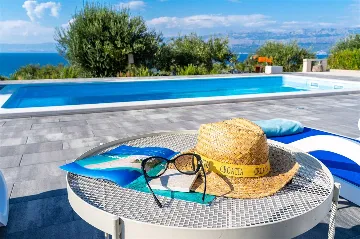 3-Bedroom Villa with Heated Pool in Supetar