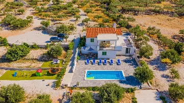 3-Bedroom Villa with Heated Pool in Supetar