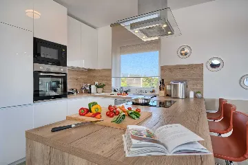 4-Bedroom Villa in Vodice with Pool & Jacuzzi