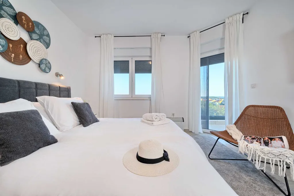 4-Bedroom Villa in Vodice with Pool & Jacuzzi