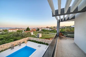 4-Bedroom Villa in Vodice with Pool & Jacuzzi