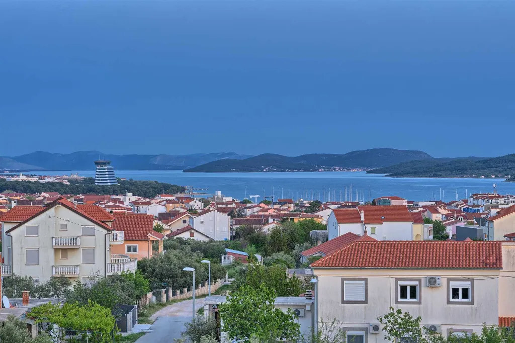 4-Bedroom Villa in Vodice with Pool & Jacuzzi
