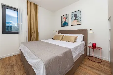 4-Bedroom Villa with Sea Views in Kaštel Lukšić