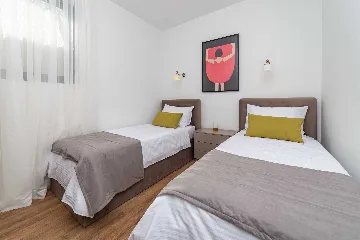 4-Bedroom Villa with Sea Views in Kaštel Lukšić