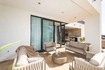 8-Bedroom Villa in Vodice for Up to 20 Guests