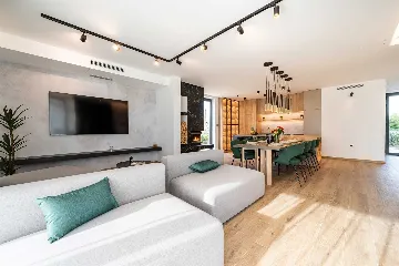 8-Bedroom Villa in Vodice for Up to 20 Guests