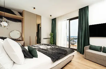 8-Bedroom Villa in Vodice for Up to 20 Guests