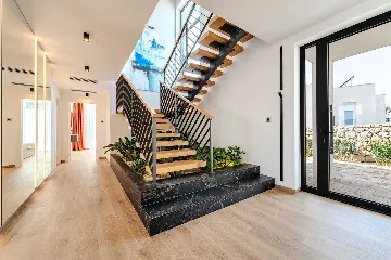 8-Bedroom Villa in Vodice for Up to 20 Guests