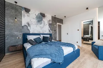 8-Bedroom Villa in Vodice for Up to 20 Guests