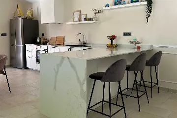 4-Bedroom Villa with Sea Views in Splitska