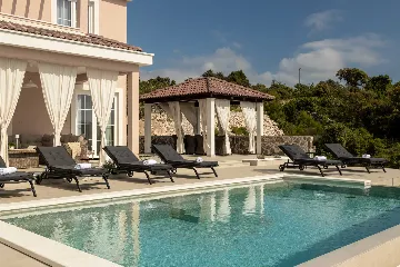 Rogoznica 4-Bedroom Villa with Heated Pool & Sea View