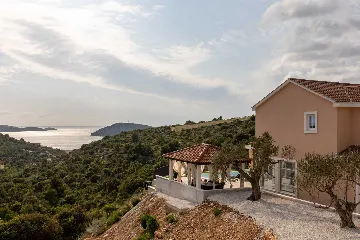 Rogoznica 4-Bedroom Villa with Heated Pool & Sea View