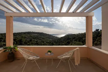 Rogoznica 4-Bedroom Villa with Heated Pool & Sea View