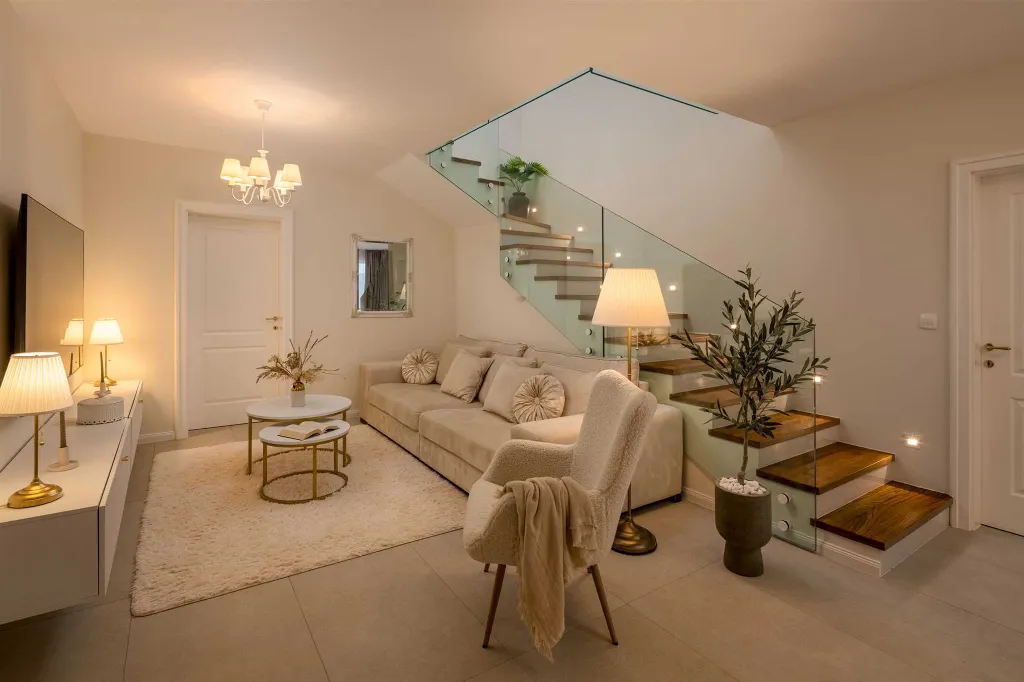 Rogoznica 4-Bedroom Villa with Heated Pool & Sea View