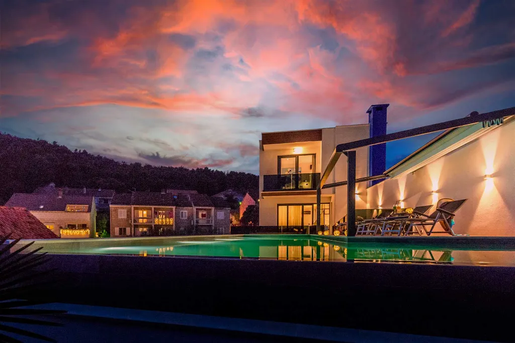 5-Bedroom Villa in Korčula for up to 10 Guests