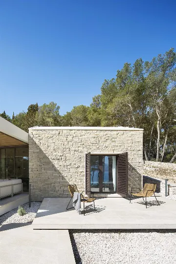 4-Bedroom Villa in Sutivan for Up to 8 Guests