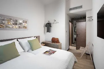 4-Bedroom Villa in Sutivan for Up to 8 Guests