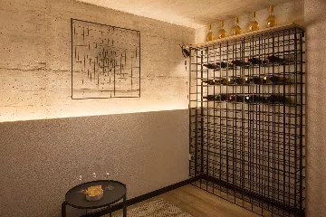 4-Bedroom Villa in Sutivan for Up to 8 Guests