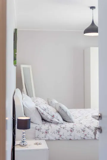 Sumartin 4-Bedroom Villa for 8 Guests