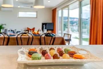 4-Bedroom Villa with Heated Pool in Cavtat