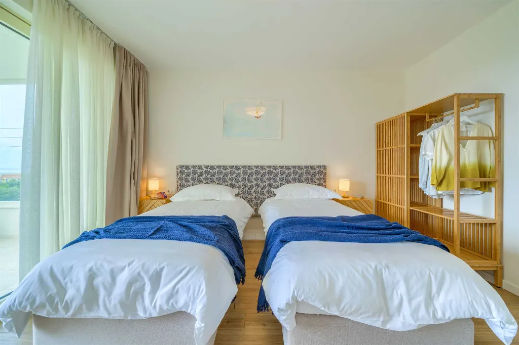 4-Bedroom Villa with Heated Pool in Cavtat