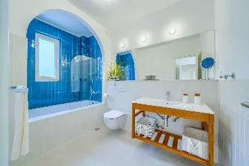 4-Bedroom Villa with Heated Pool in Cavtat