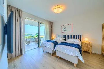 4-Bedroom Villa with Heated Pool in Cavtat