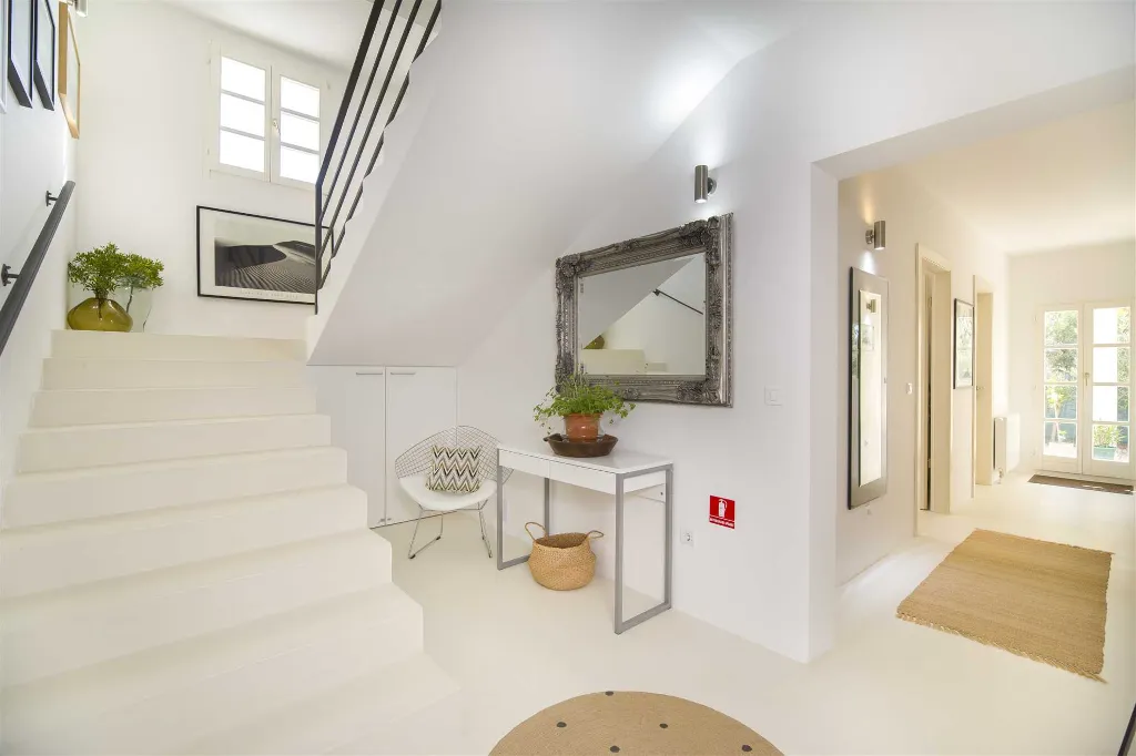 3-Bedroom Villa with Private Pool in Ljubljeva