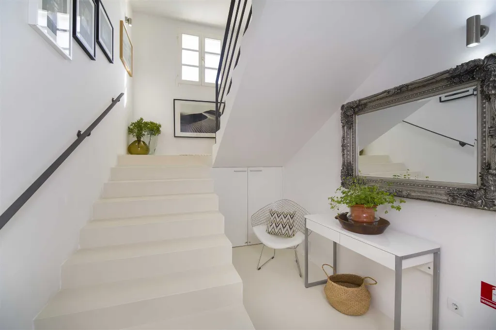 3-Bedroom Villa with Private Pool in Ljubljeva