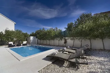 3-Bedroom Villa with Private Pool in Ljubljeva
