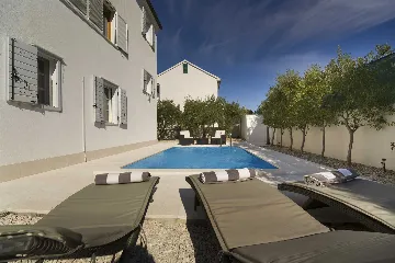 3-Bedroom Villa with Private Pool in Ljubljeva