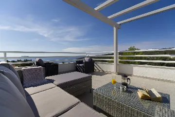 3-Bedroom Villa with Private Pool in Ljubljeva