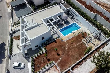 Pula 4-Bedroom Villa with Heated Private Pool