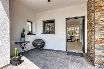 Pula 4-Bedroom Villa with Heated Private Pool