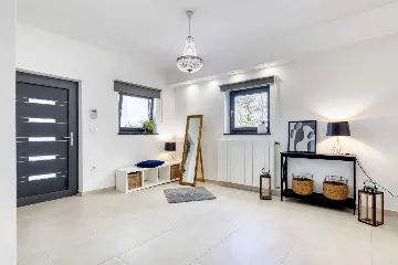 Pula 4-Bedroom Villa with Heated Private Pool