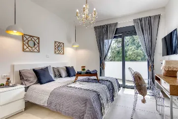 Pula 4-Bedroom Villa with Heated Private Pool